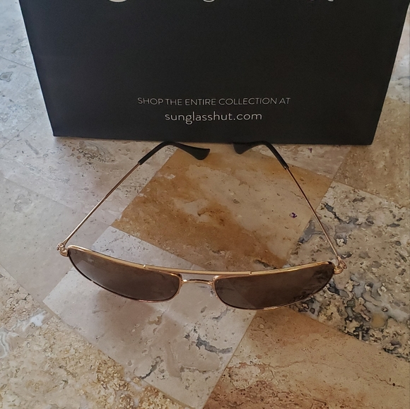 RayBan Women's Sunglasses - Picture 4 of 11